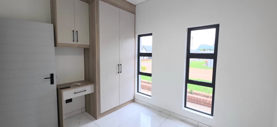 To Let 3 Bedroom Property for Rent in Melodie North West